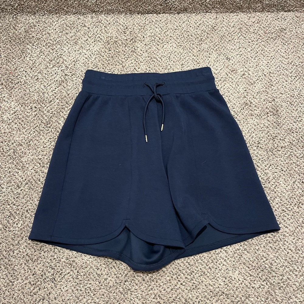 A. Putnam Navy Blue Shorts Women’s Size Small
